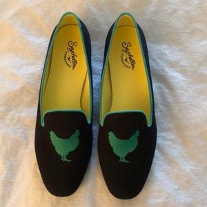 Women’s Navy & Green Rooster Smoking Slippers